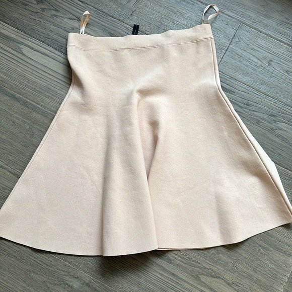 🔥BCBGMaxaria🔥 | Ingrid a-line high waisted skirt in bare pink - Picture 13 of 13